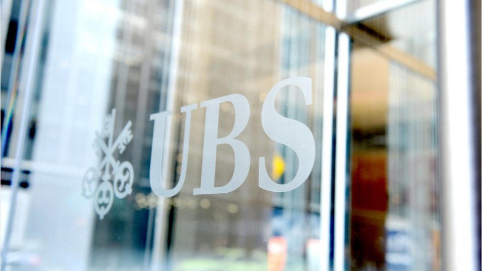 UBS AM